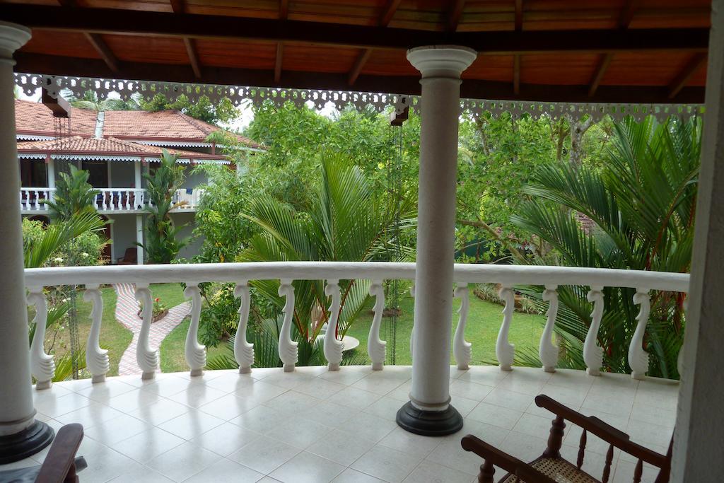 Bougain Villa Bentota Quarto foto